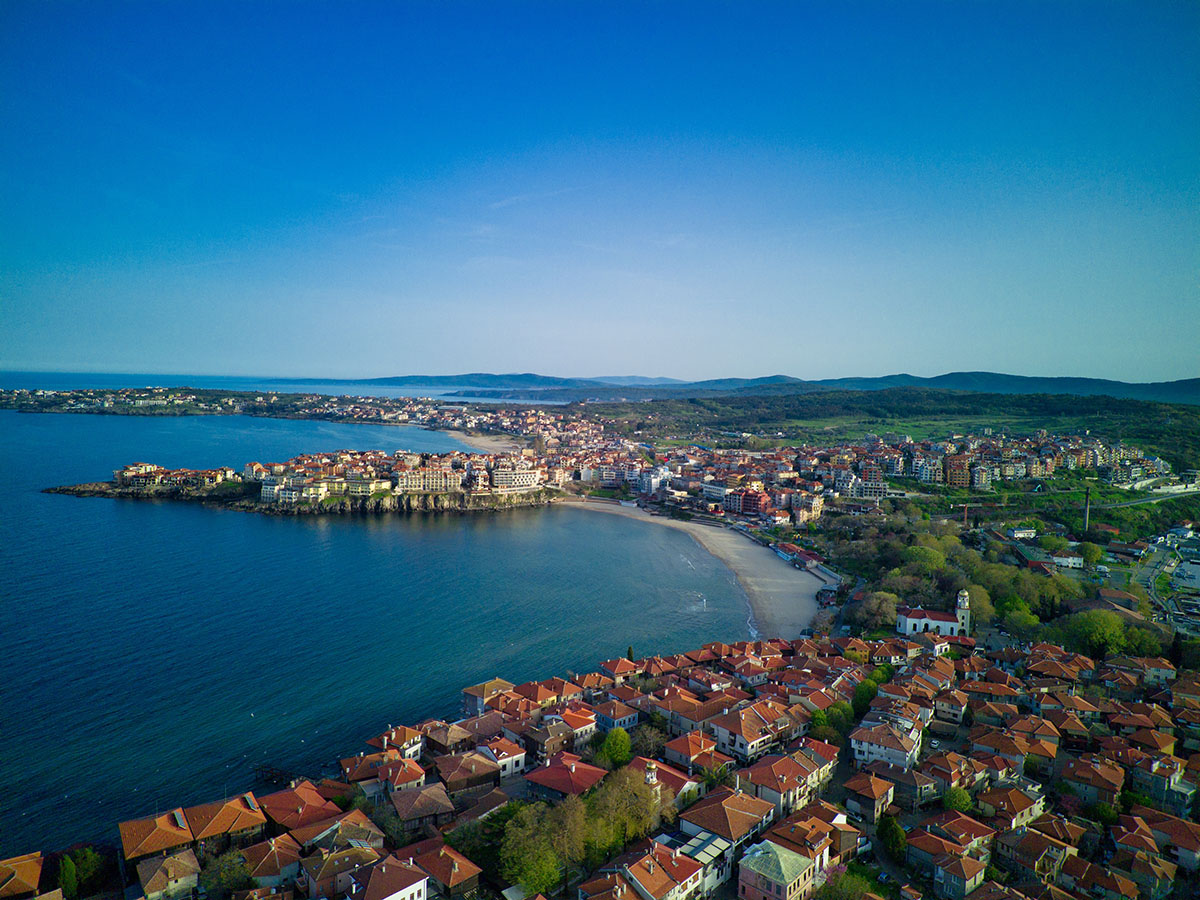 Escape to Paradise: Your Dream Holiday Apartment in Sozopol's Santa Marina Holiday Village